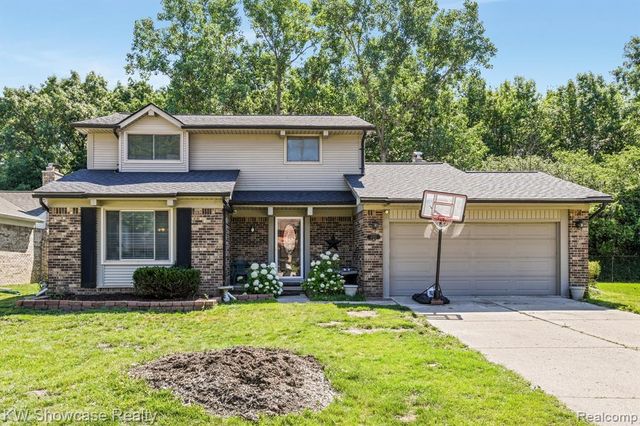 6322 Clarendon Drive, Canton, MI 48187