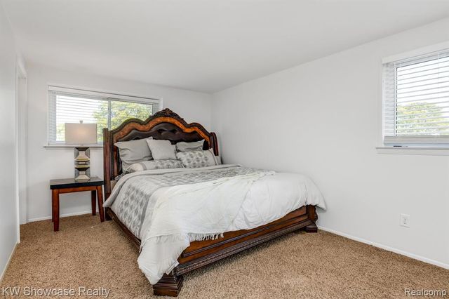 6322 Clarendon Drive, Canton, MI 48187