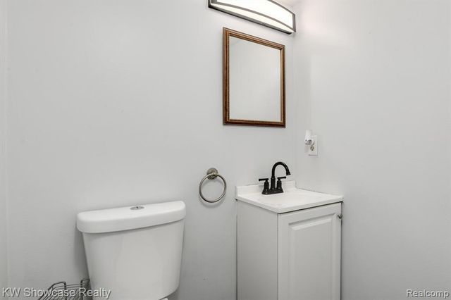 6322 Clarendon Drive, Canton, MI 48187