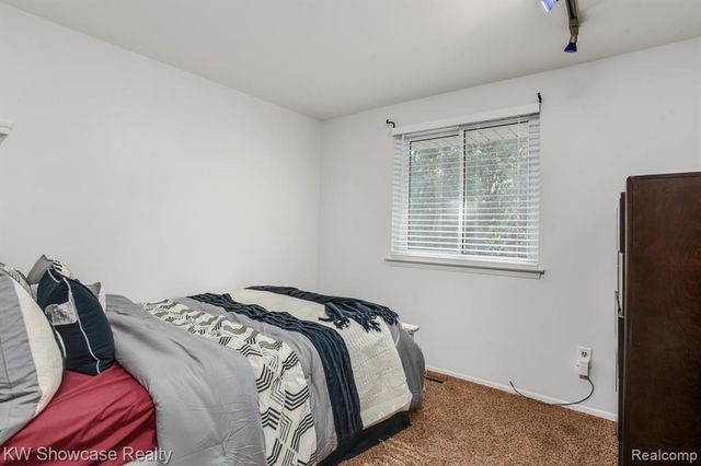 6322 Clarendon Drive, Canton, MI 48187