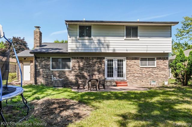 6322 Clarendon Drive, Canton, MI 48187