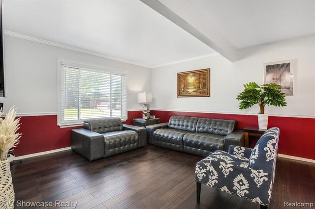 6322 Clarendon Drive, Canton, MI 48187