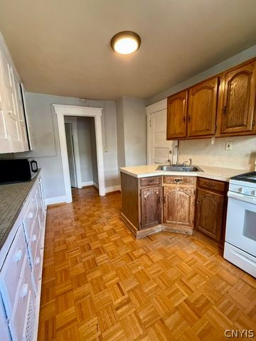 415 Stratford Street, Syracuse, NY 13210