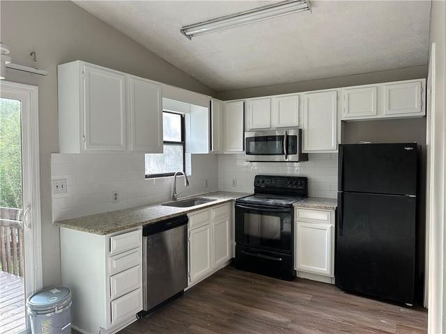 2120 Pinetree Drive, Cumming, GA 30041