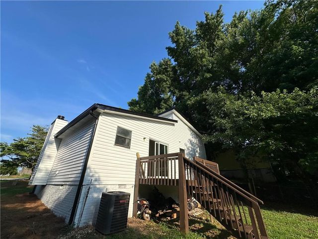 2120 Pinetree Drive, Cumming, GA 30041
