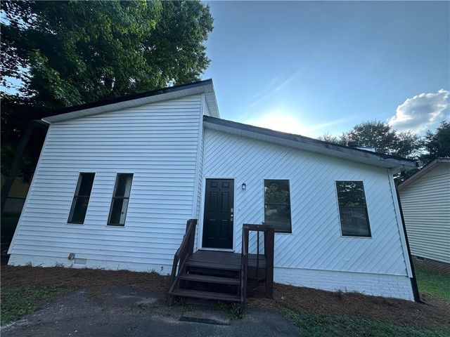 2120 Pinetree Drive, Cumming, GA 30041