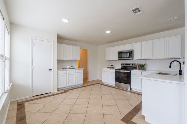 4133 Capstone Drive, Fort Worth, TX 76244