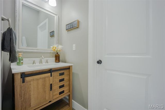 7302 W Kirsch Road, Collinsville, IL 62234