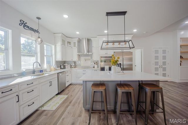 7302 W Kirsch Road, Collinsville, IL 62234