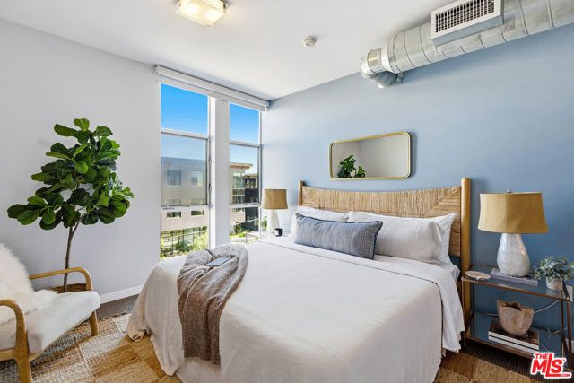 4215 Glencoe Avenue 302, Marina Del Rey, CA 90292