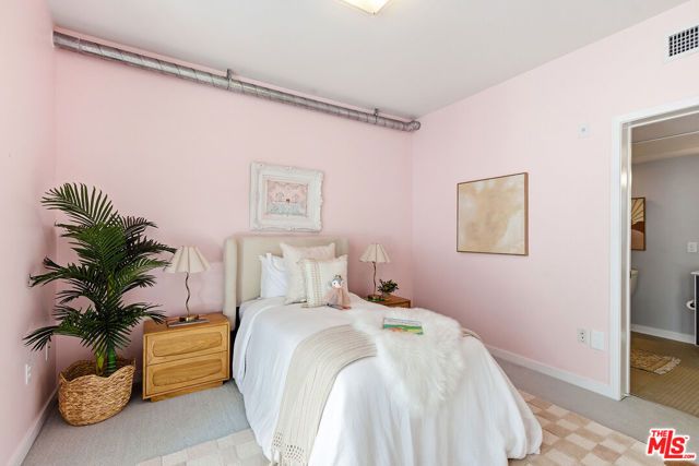 4215 Glencoe Avenue 302, Marina Del Rey, CA 90292