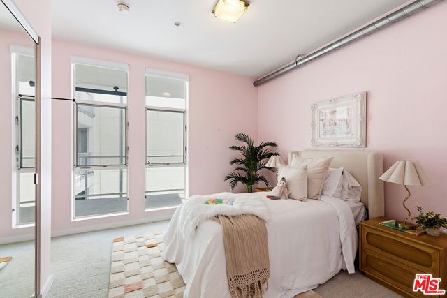 4215 Glencoe Avenue 302, Marina Del Rey, CA 90292