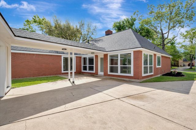 15411 Park Estates Lane, Houston, TX 77062