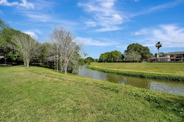 15411 Park Estates Lane, Houston, TX 77062