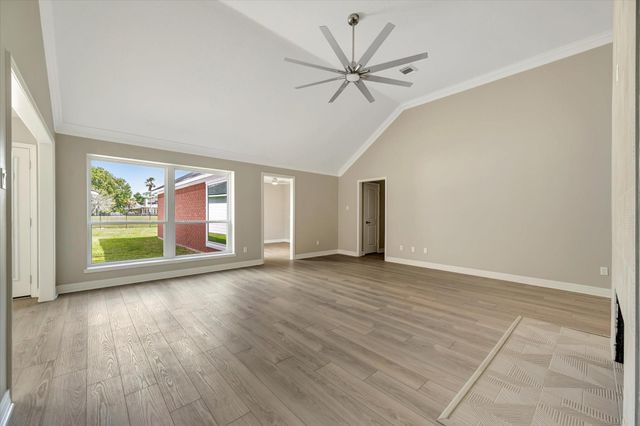 15411 Park Estates Lane, Houston, TX 77062