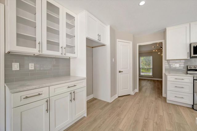 15411 Park Estates Lane, Houston, TX 77062