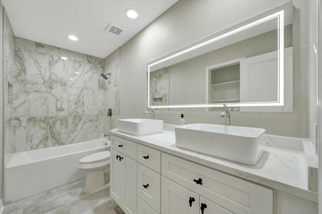 15411 Park Estates Lane, Houston, TX 77062