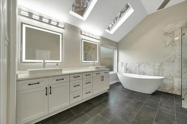 15411 Park Estates Lane, Houston, TX 77062