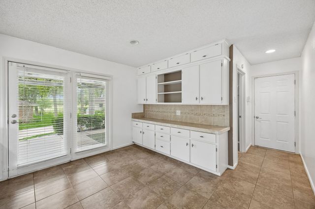 1804 Lakewood Drive, Weatherford, TX 76087