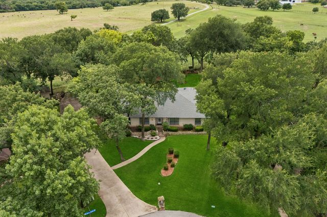 1804 Lakewood Drive, Weatherford, TX 76087
