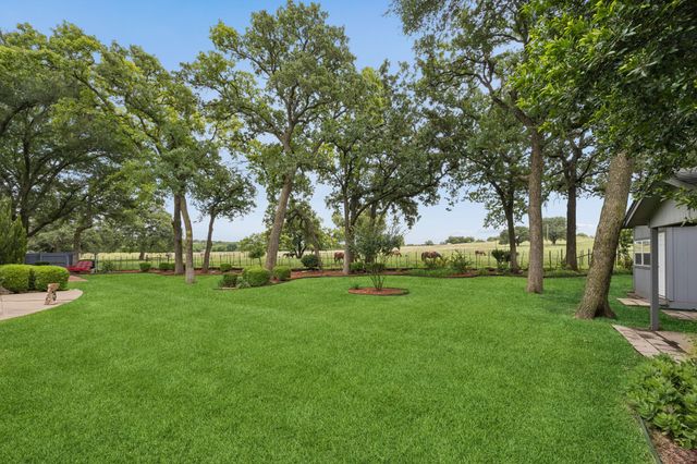 1804 Lakewood Drive, Weatherford, TX 76087