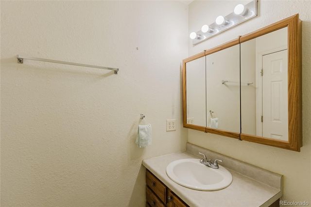 1148 E Dove Creek Drive, Pueblo West, CO 81007