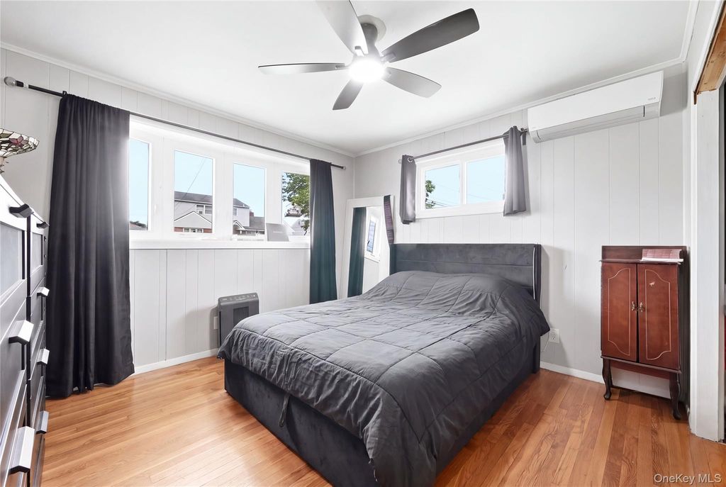 222 Jerusalem Avenue, Massapequa, NY 11758 — photo 4