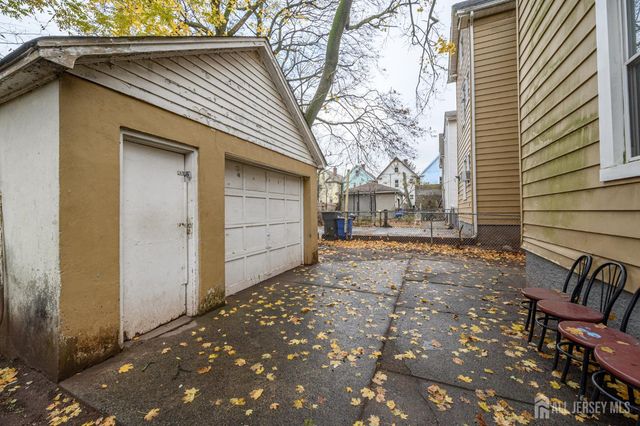 377 Delavan Street, New Brunswick, NJ 08901