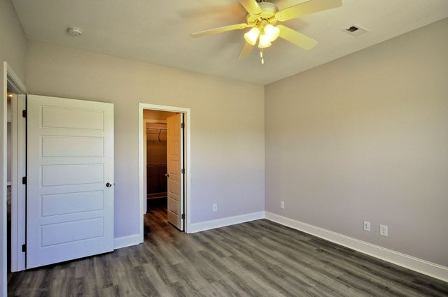 185 Bainbridge Dr # A, Clarksville, TN 37043
