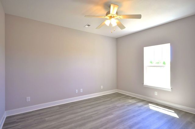 185 Bainbridge Dr # A, Clarksville, TN 37043