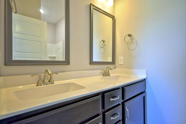 185 Bainbridge Dr # A, Clarksville, TN 37043