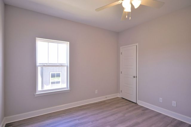 185 Bainbridge Dr # A, Clarksville, TN 37043
