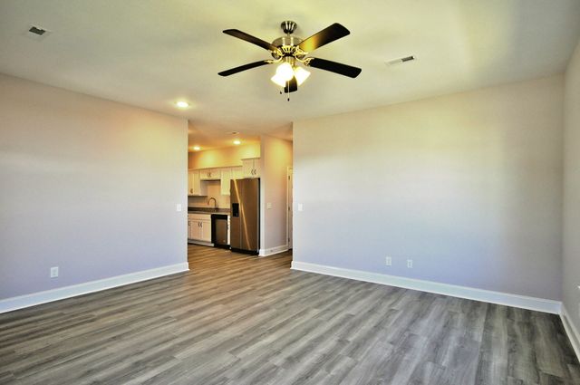 185 Bainbridge Dr # A, Clarksville, TN 37043