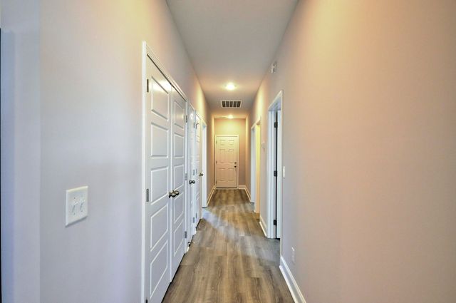 185 Bainbridge Dr # A, Clarksville, TN 37043