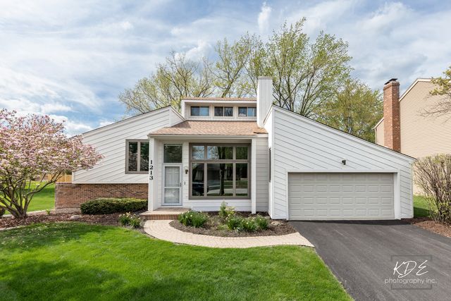 1213 Yorkshire Drive, Naperville, IL 60563