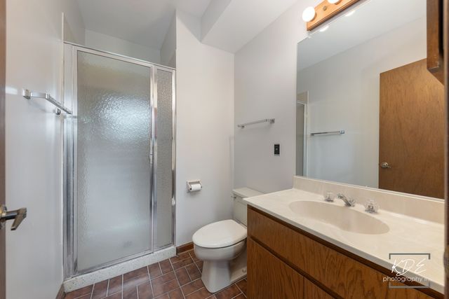 1213 Yorkshire Drive, Naperville, IL 60563