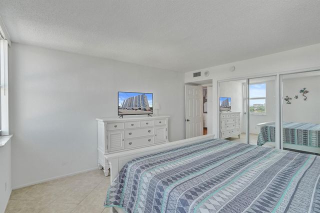 2881 NE 33rd Court 10b, Fort Lauderdale, FL 33306