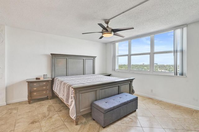 2881 NE 33rd Court 10b, Fort Lauderdale, FL 33306