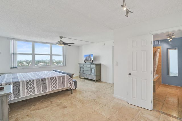 2881 NE 33rd Court 10b, Fort Lauderdale, FL 33306