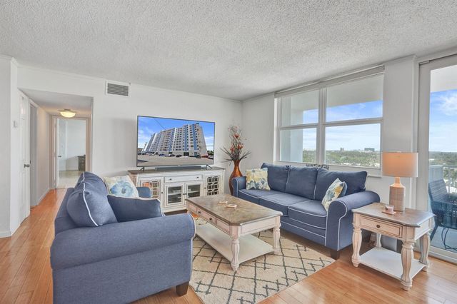2881 NE 33rd Court 10b, Fort Lauderdale, FL 33306