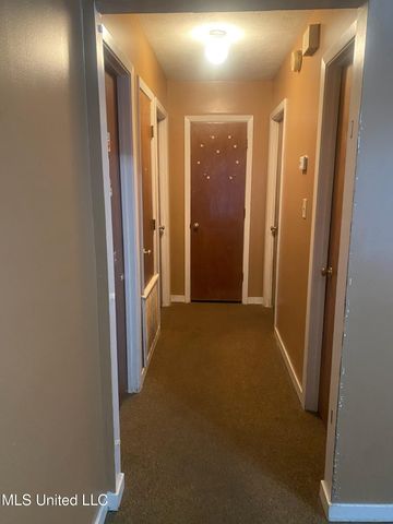 6162 Clarence Drive, Jackson, MS 39206