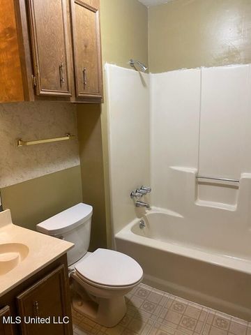 6162 Clarence Drive, Jackson, MS 39206