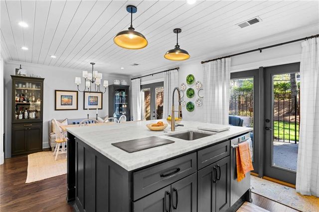 31 Howell Mill Plantation NW, Atlanta, GA 30327