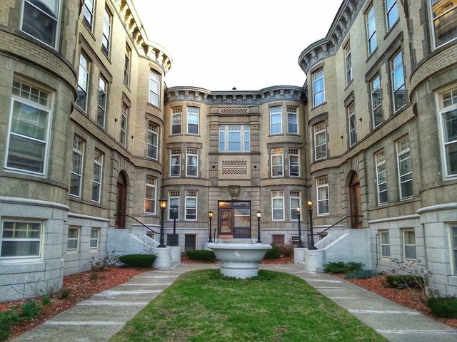 1677 Beacon St. 2, Brookline, MA 02445