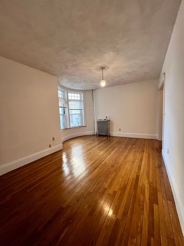 1677 Beacon St. 2, Brookline, MA 02445