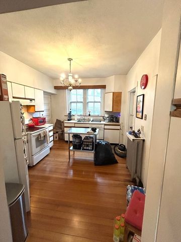 1677 Beacon St. 2, Brookline, MA 02445