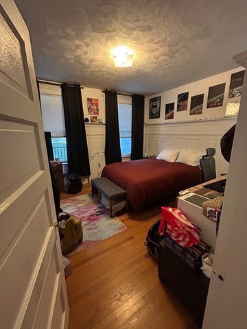 1677 Beacon St. 2, Brookline, MA 02445