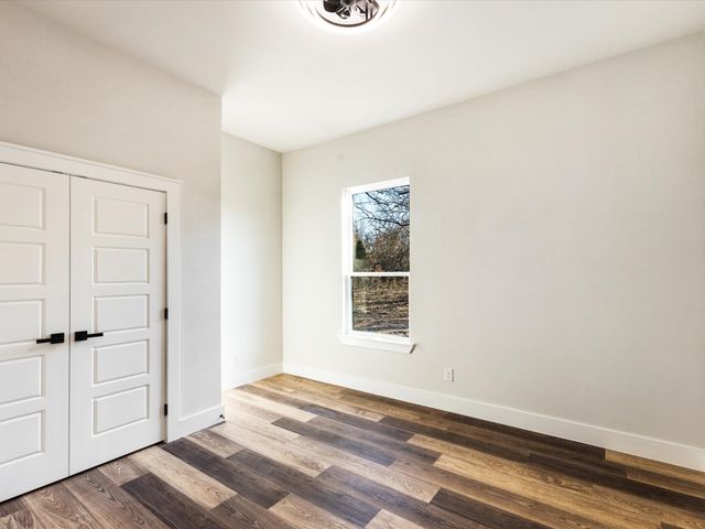 5018 Point Lavista, Malakoff, TX 75148