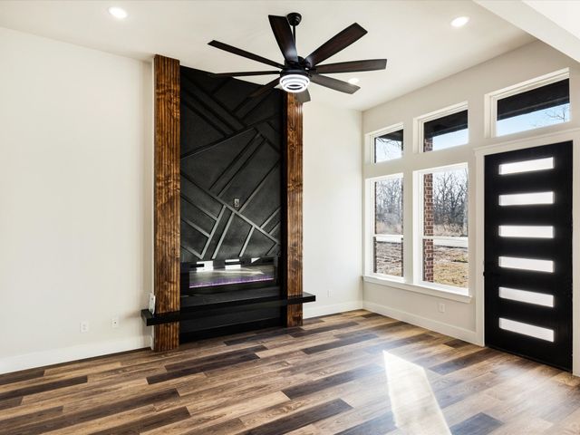 5018 Point Lavista, Malakoff, TX 75148