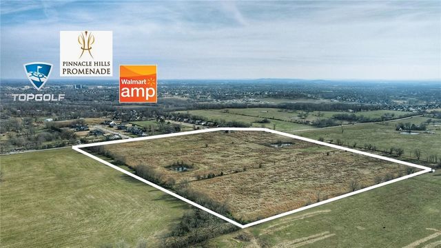 W Scoggins Road, Bentonville, AR 72713